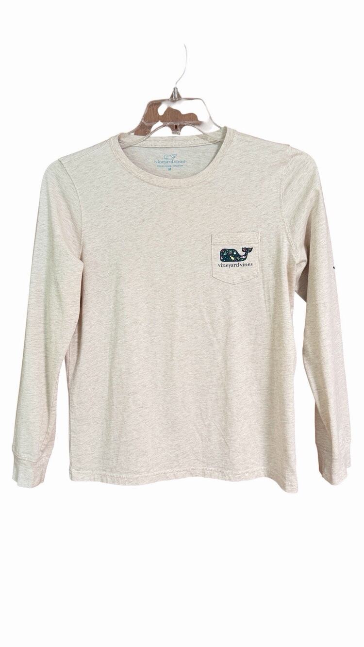 Vineyard Vines Women’s Oatmeal Whale Christmas Logo Long Sleeve T-Shirt Sz. M